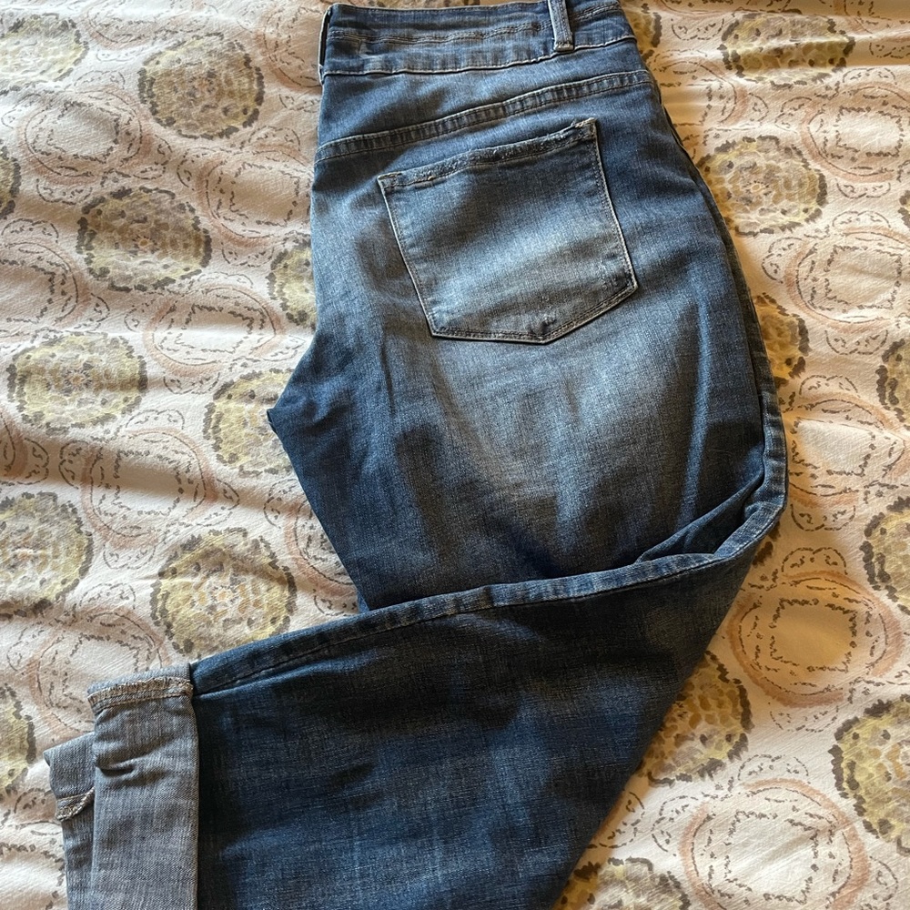 KanCan cropped jeans